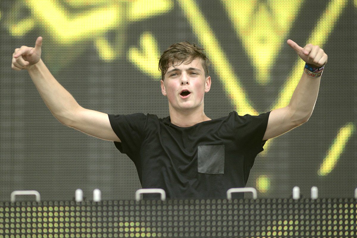 Martin Garrix to Headline Life in Color Halftime Show During Futbol Final in Miami