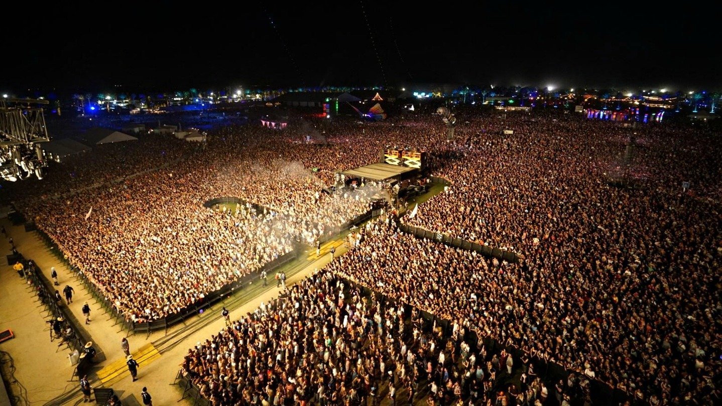 На Coachella 2015 Kaskade собрал рекордное количество фанов своим выступлением