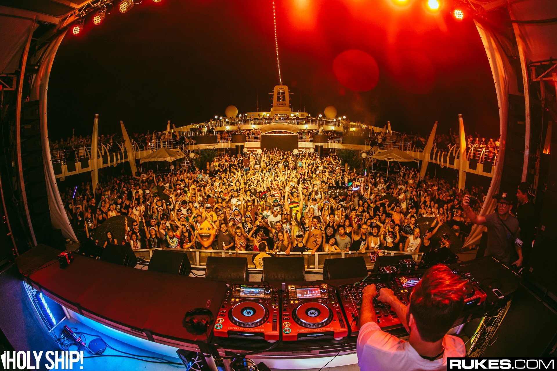 Holy Ship! Day1