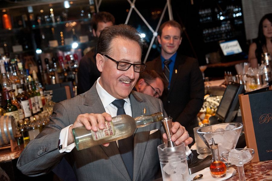 Salvatore Calabrese Makes The World's Oldest Martini