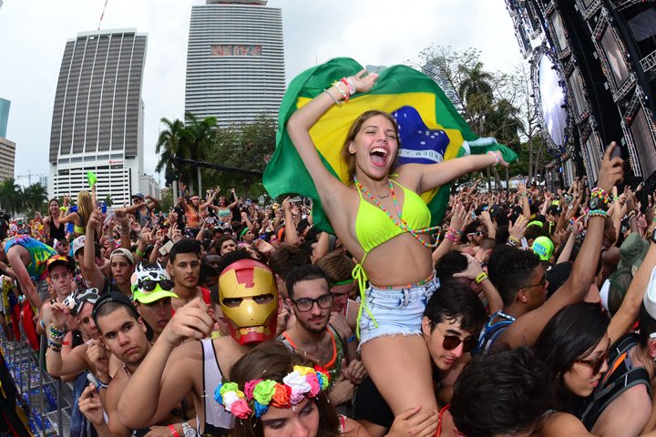Music Festivals 2015: Compare The Costs Of The World's Biggest Parties
