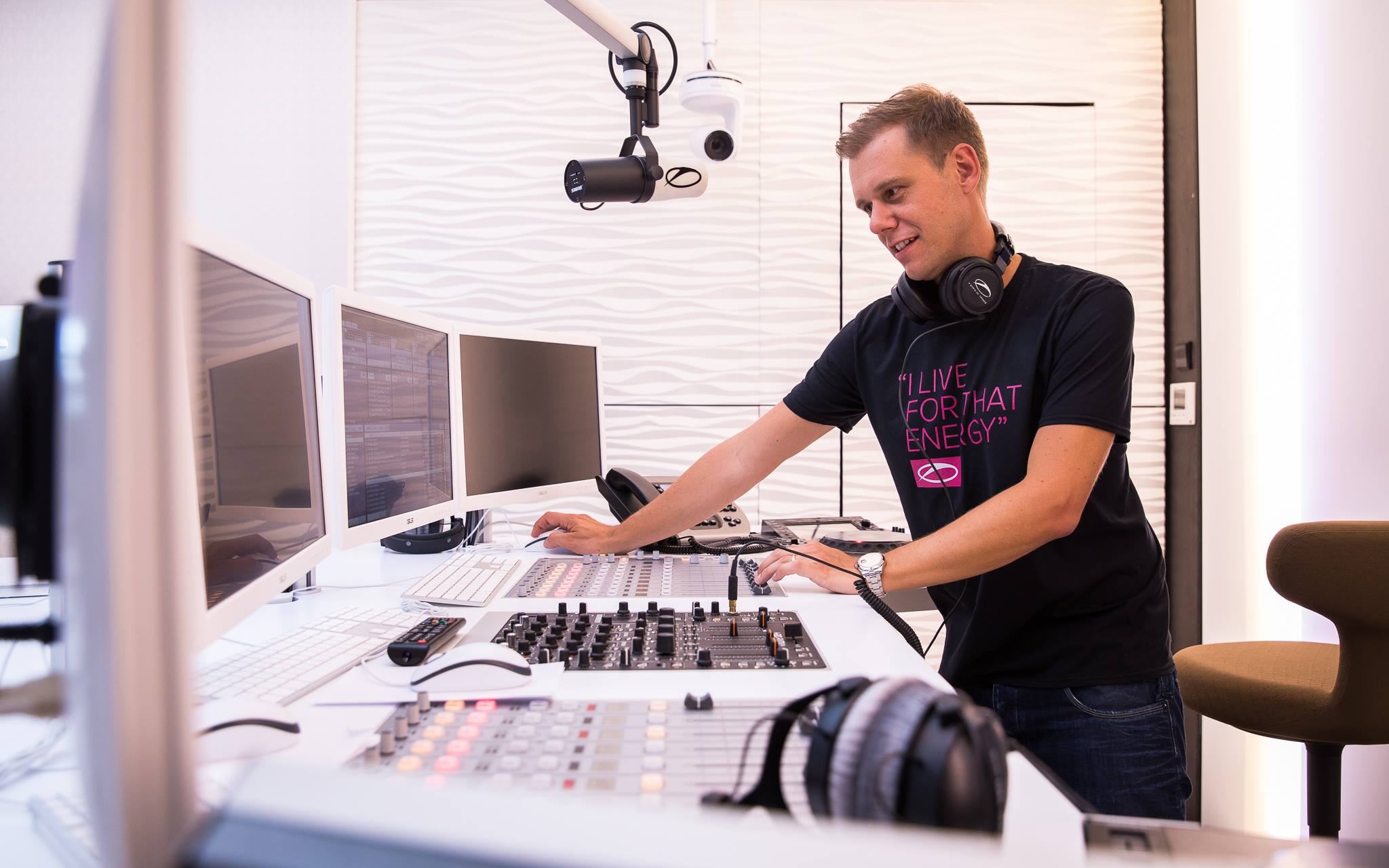 Armin Van Buuren's New ASOT Radio Studio