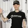 Fan Stabbed & Robbed, Deadmau5 Buys Him New Laptop & Equipment